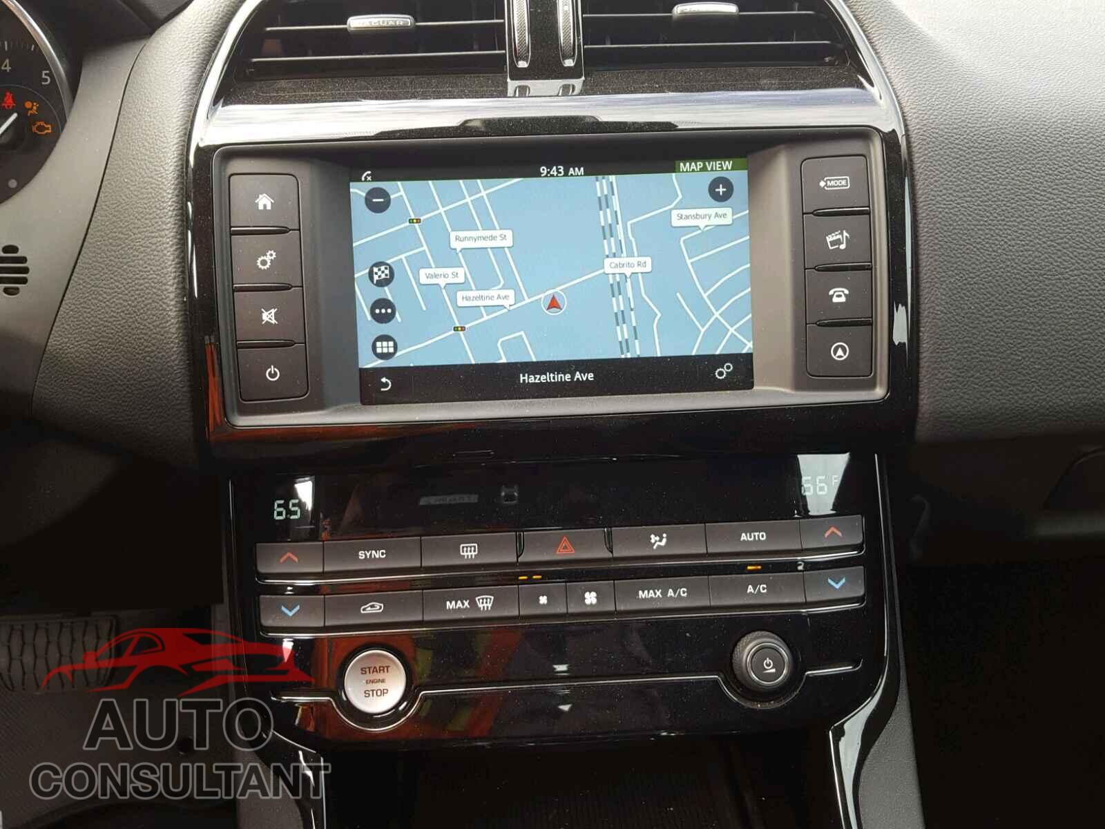 JAGUAR XE 2017 - SAJAR4BG5HA960336