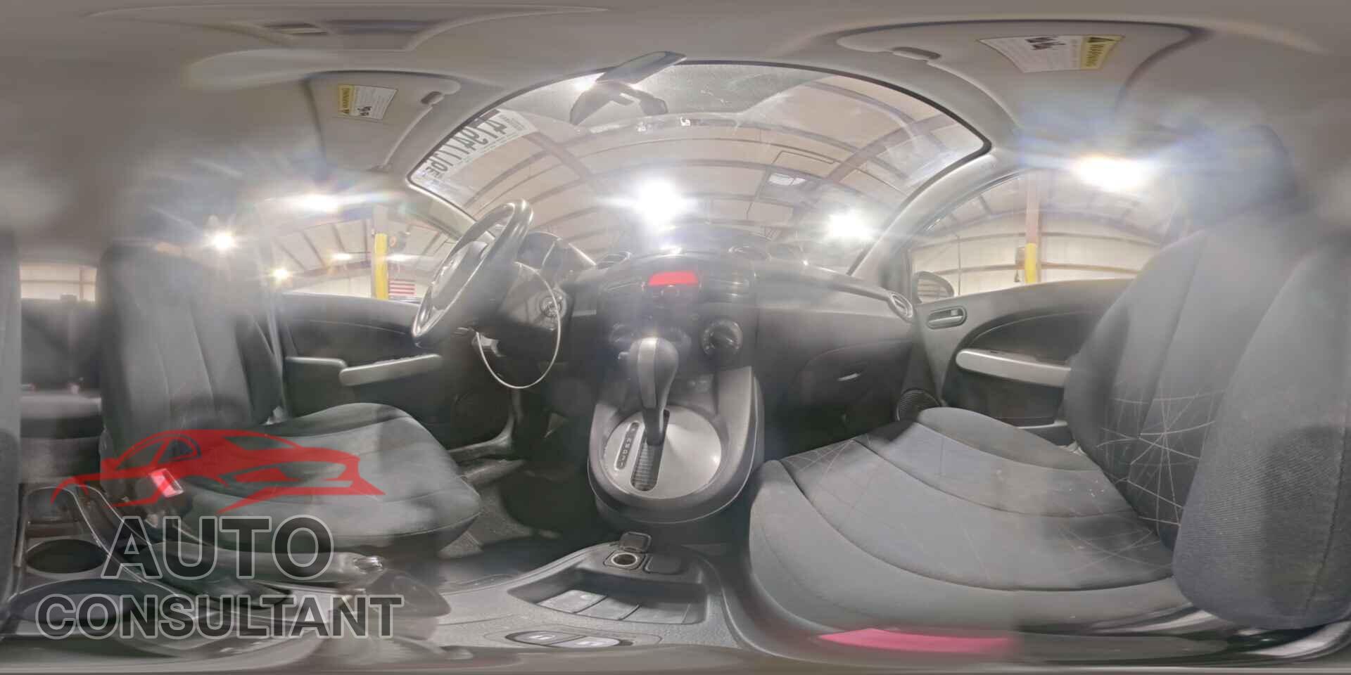 MAZDA 2 2014 - JM1DE1KY4E0186208