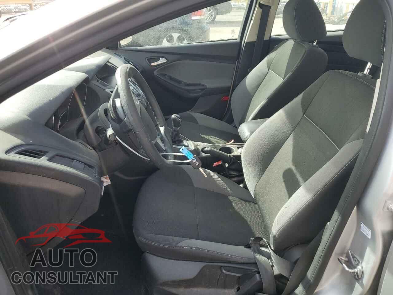 FORD FOCUS 2013 - 1FADP3F20DL204573