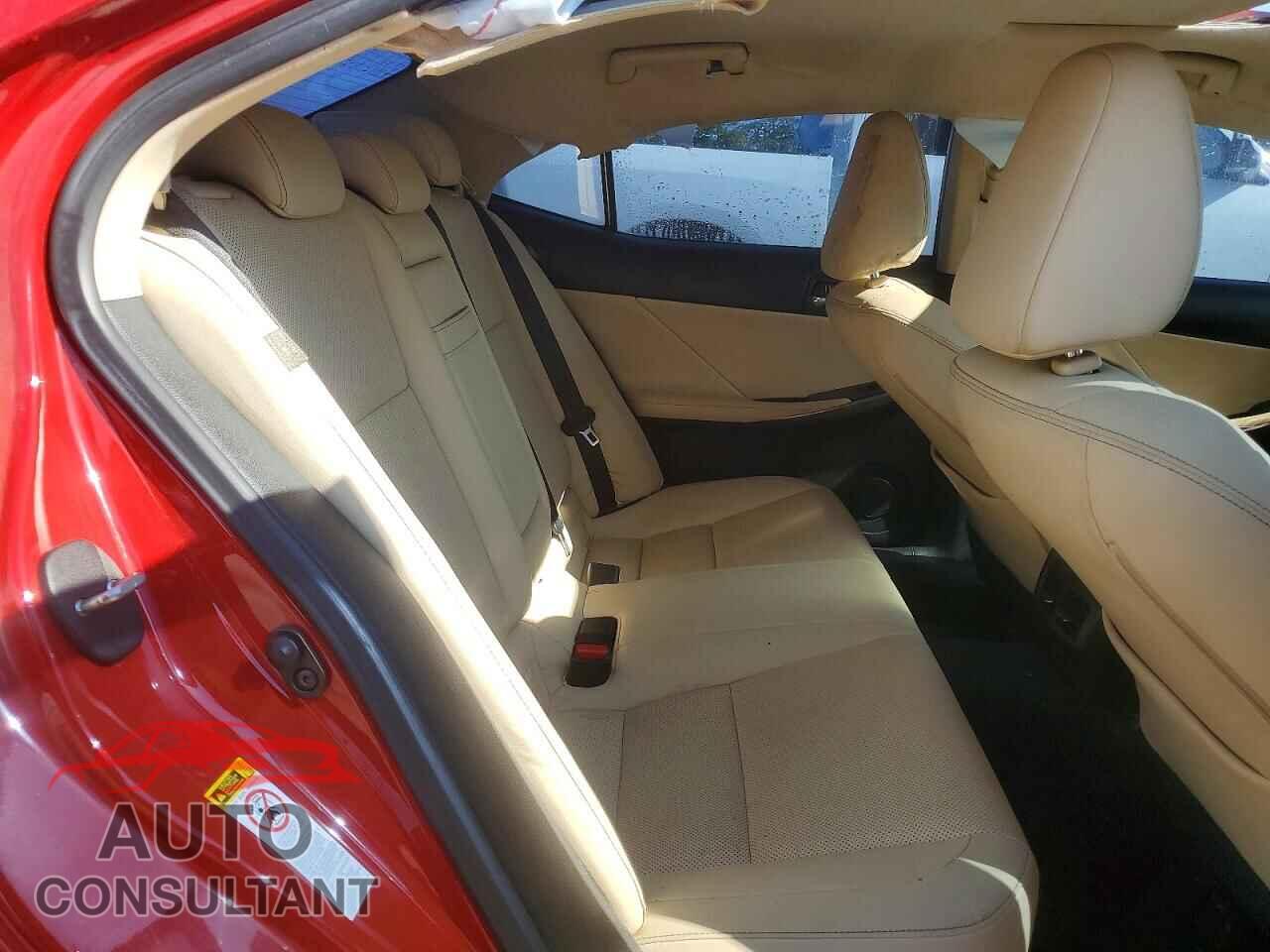 LEXUS IS 2016 - JTHBA1D23G5006183