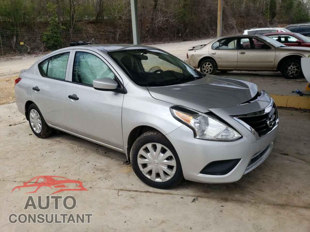 NISSAN VERSA 2017 - 3N1CN7AP3HL851293