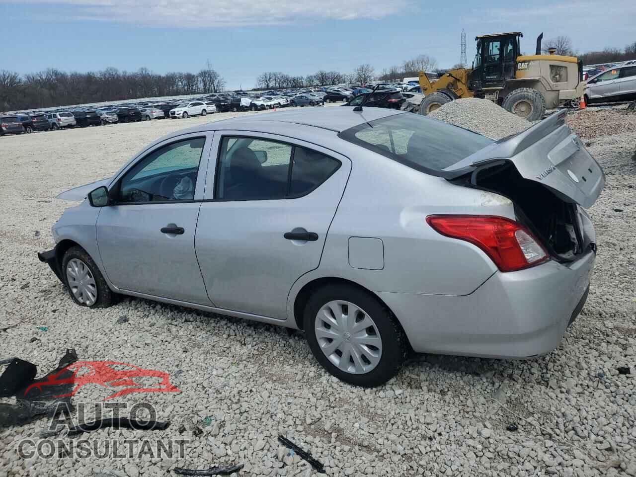 NISSAN VERSA 2018 - 3N1CN7AP9JL836769