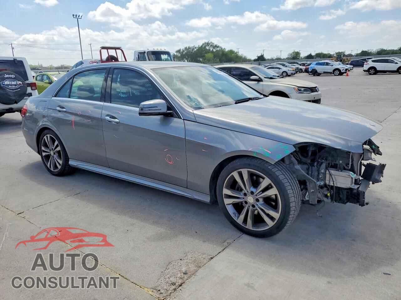 MERCEDES-BENZ E-CLASS 2014 - WDDHF5KBXEA889409