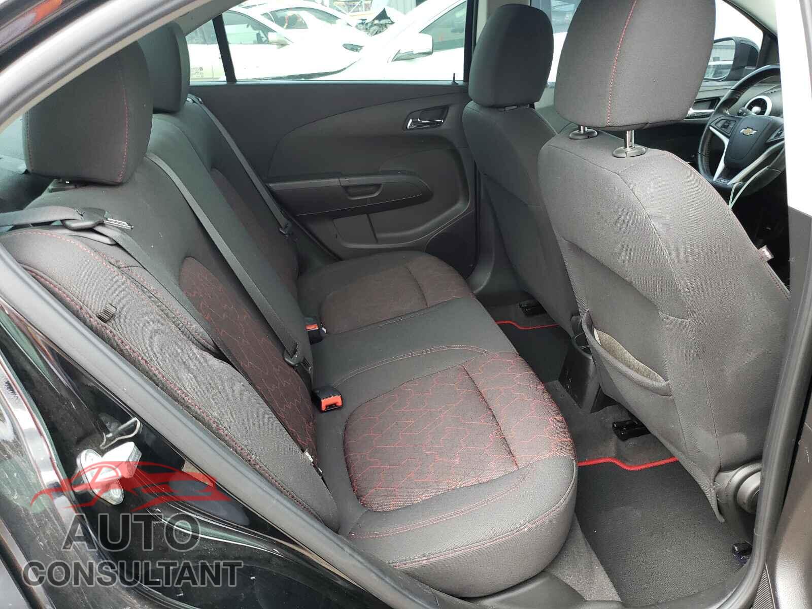 CHEVROLET SONIC 2017 - 1G1JD5SH0H4162538