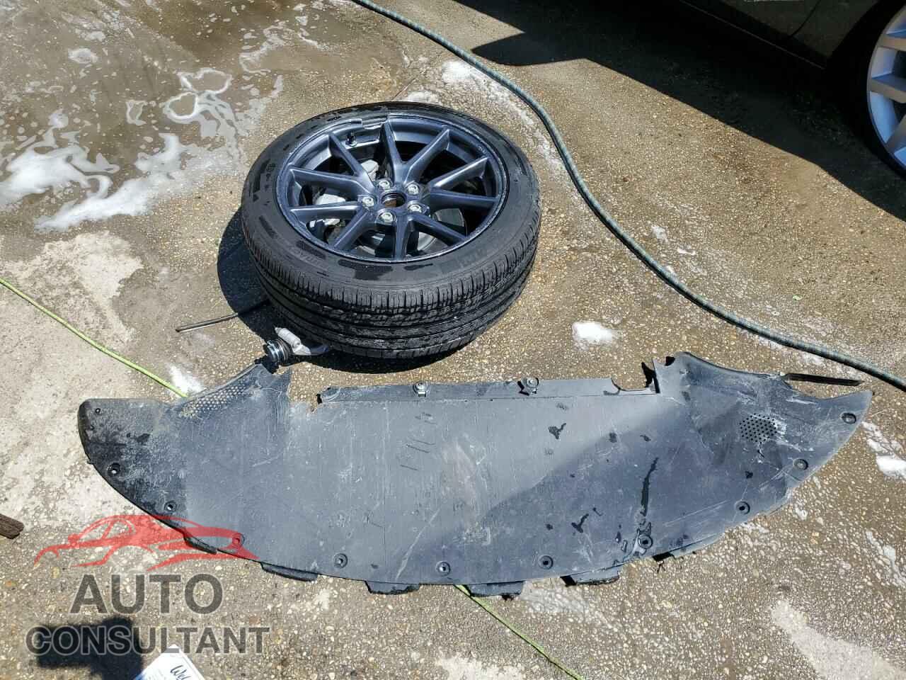 TESLA MODEL 3 2023 - 5YJ3E1EA1PF588332