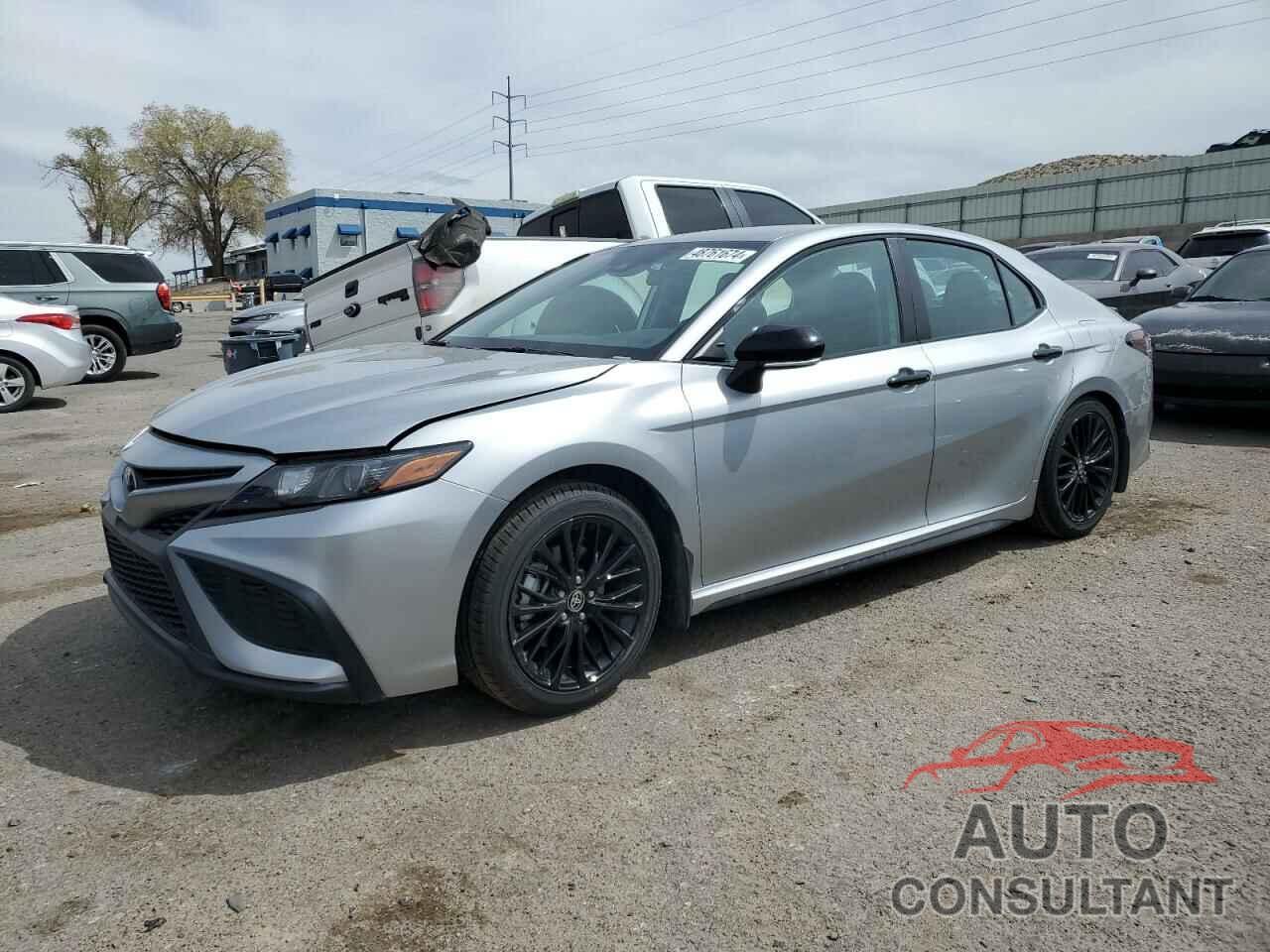 TOYOTA CAMRY 2022 - 4T1G11AK4NU018093