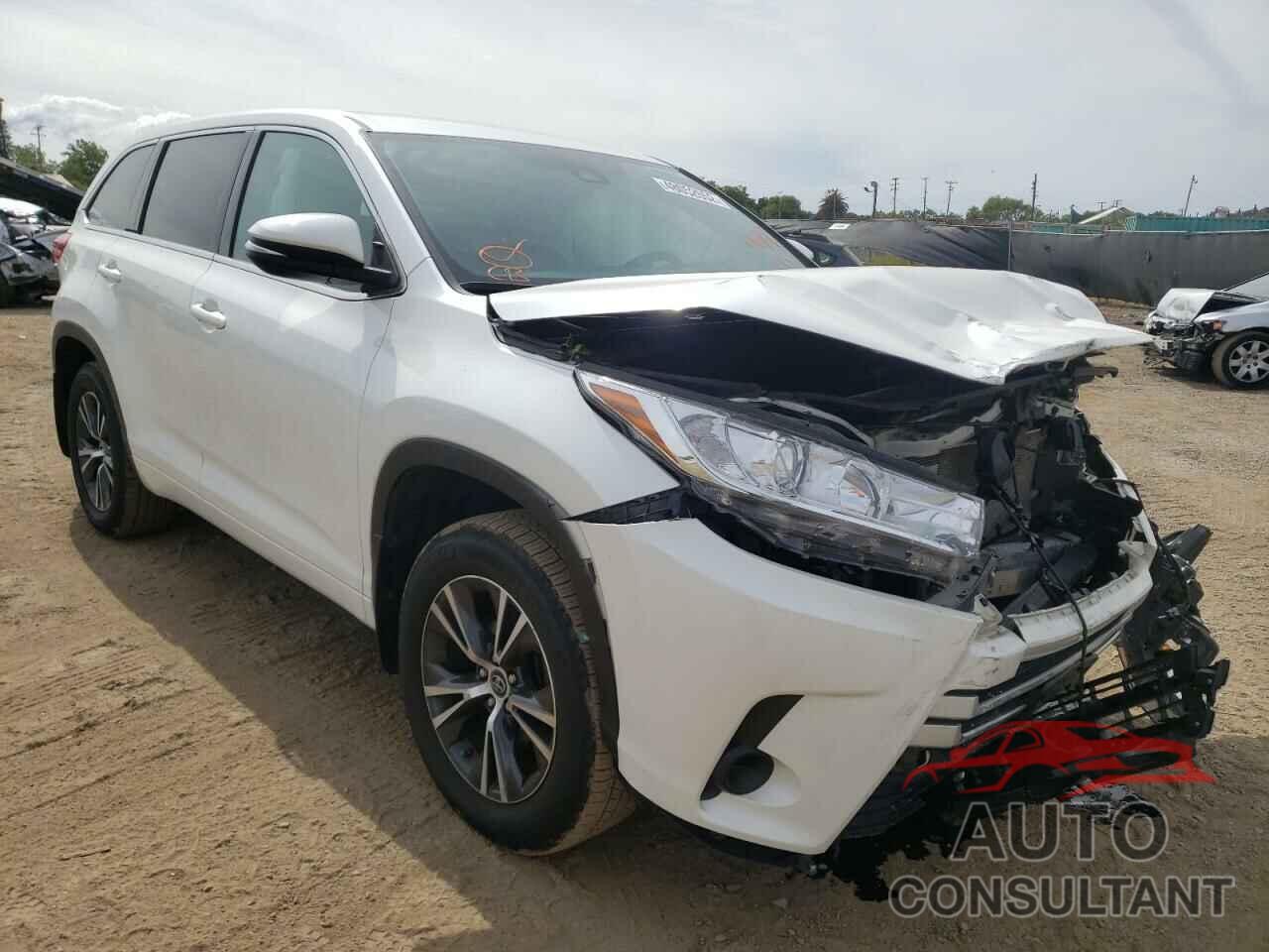 TOYOTA HIGHLANDER 2018 - 5TDBZRFH0JS820495