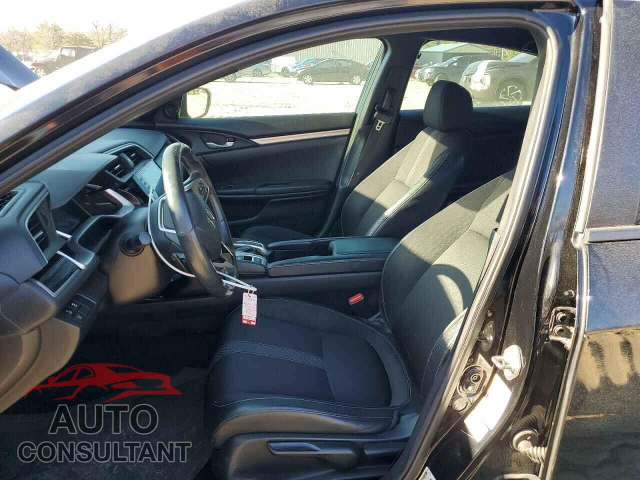 HONDA CIVIC 2019 - 2HGFC2F88KH508100