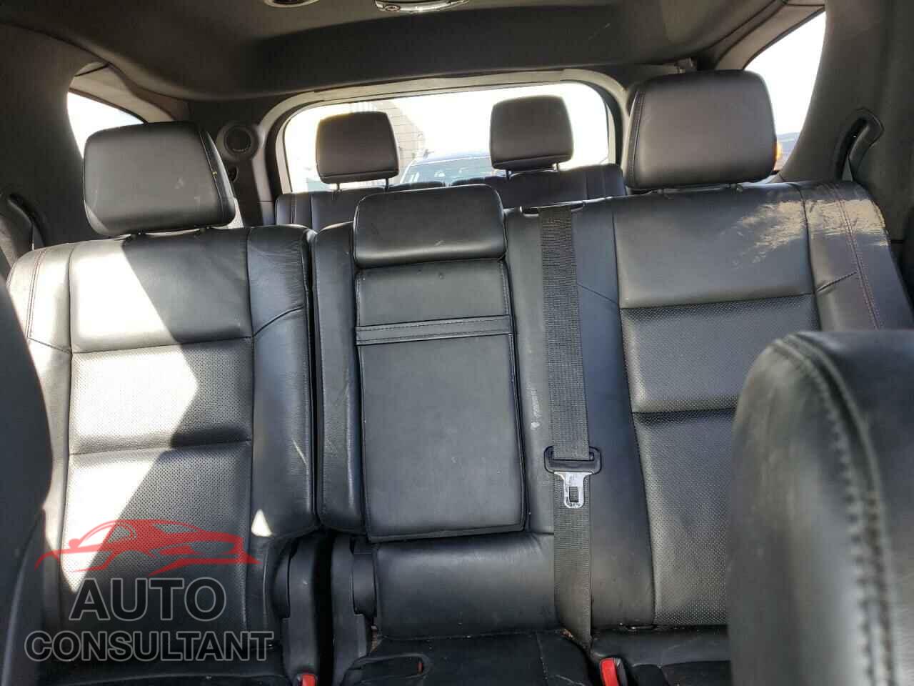 DODGE DURANGO 2018 - 1C4SDJCT2JC116177