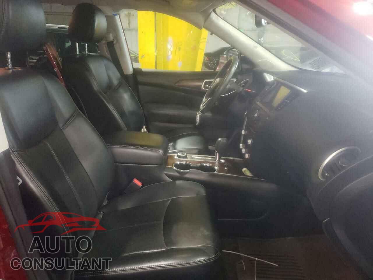 NISSAN PATHFINDER 2017 - 5N1DR2MM3HC660846