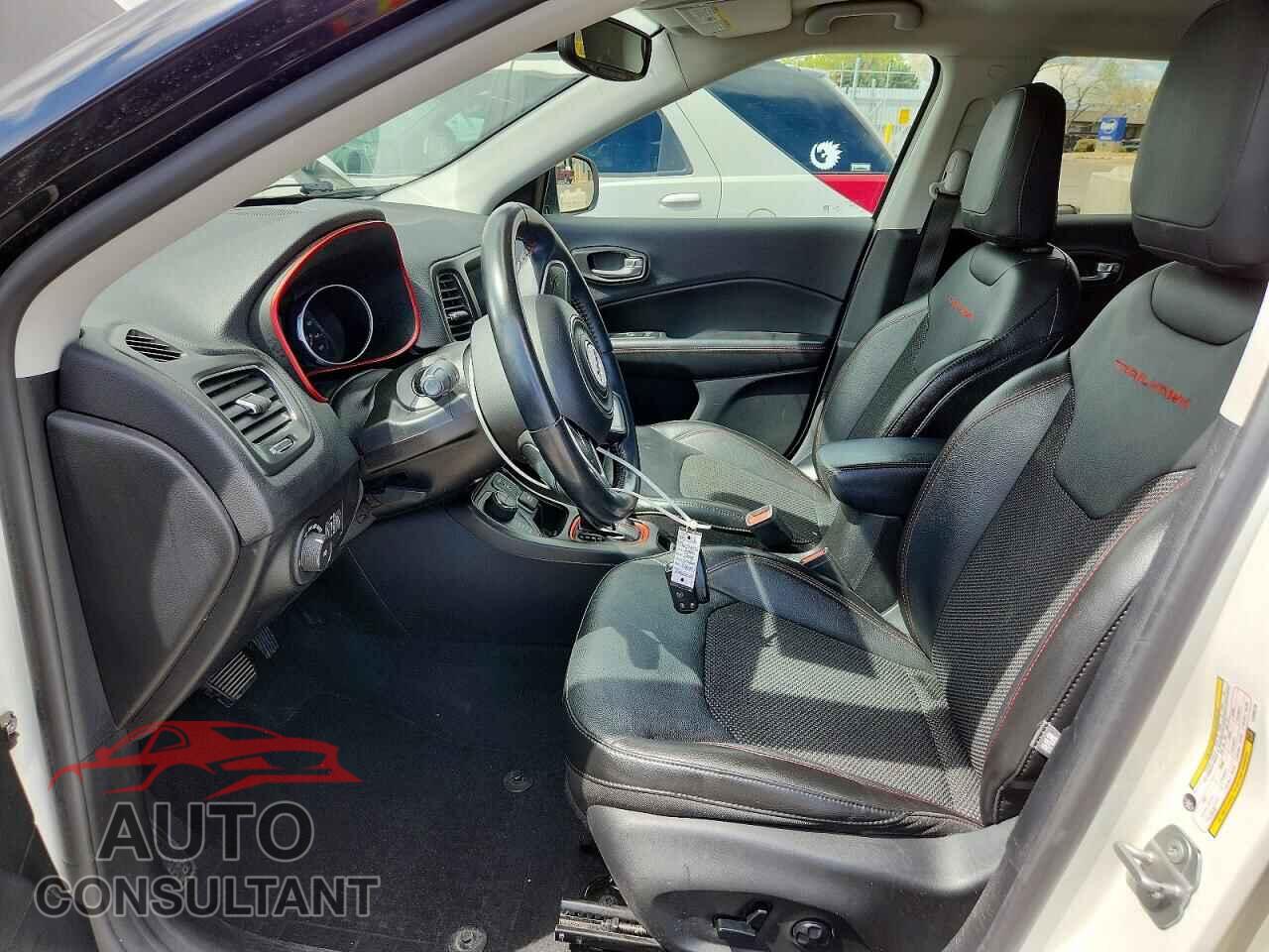JEEP COMPASS 2020 - 3C4NJDDB1LT248710