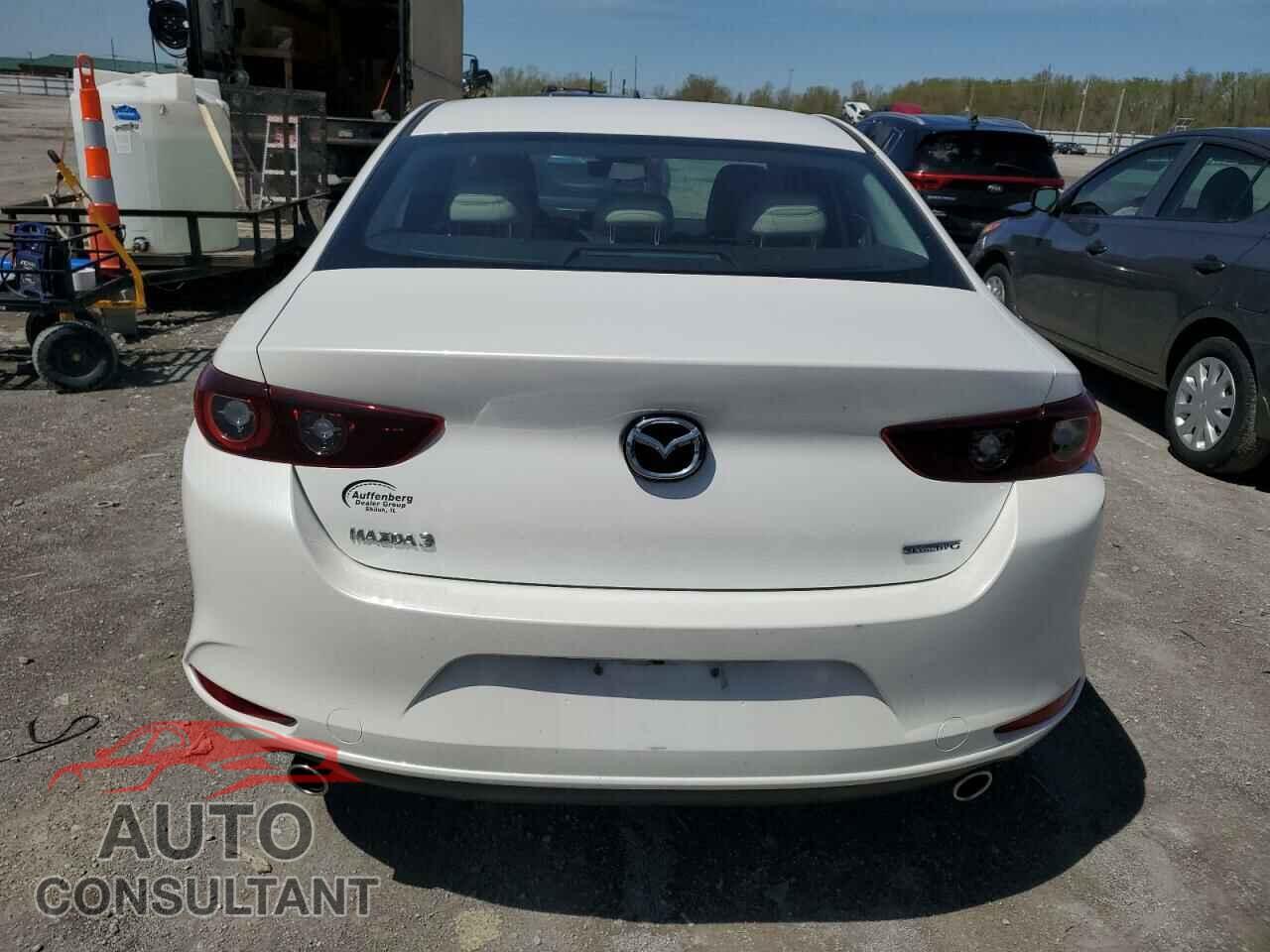 MAZDA 3 2023 - 3MZBPACM0PM373620