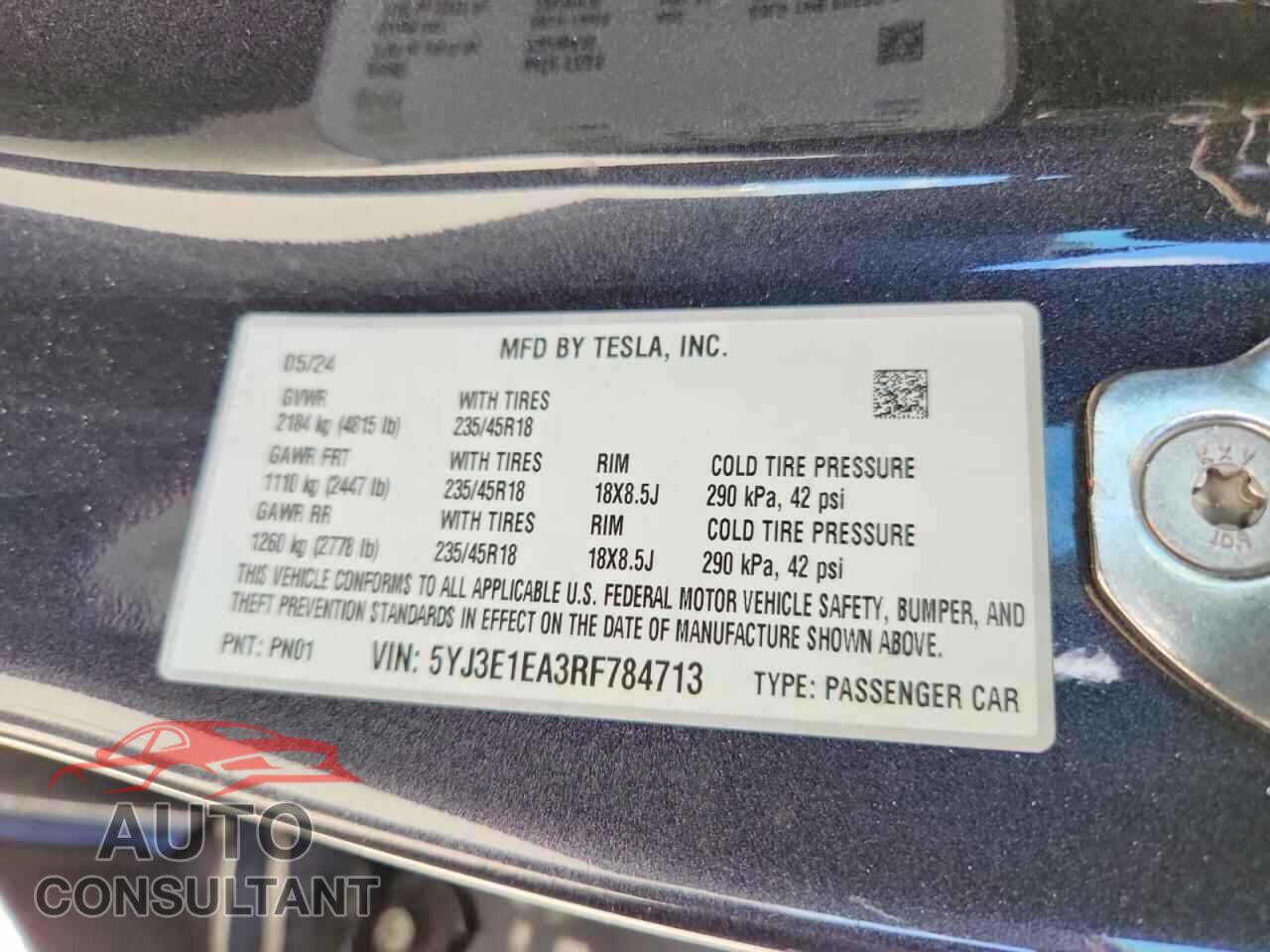 TESLA MODEL 3 2024 - 5YJ3E1EA3RF784713