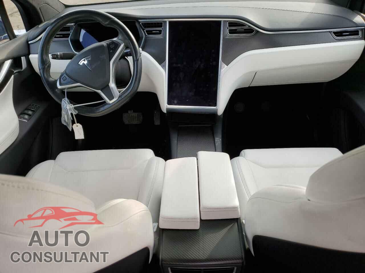 TESLA MODEL X 2017 - 5YJXCBE2XHF043219