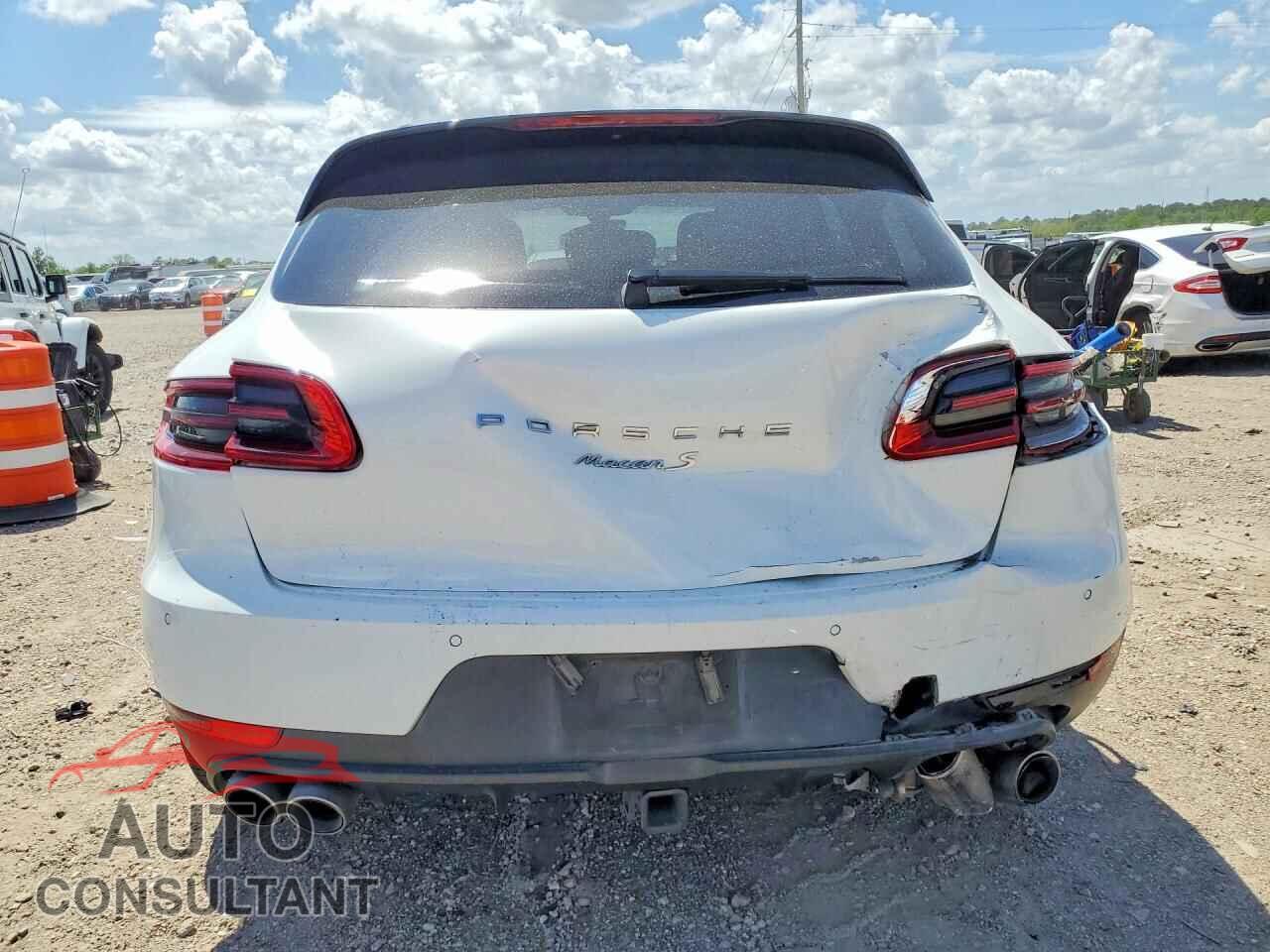 PORSCHE MACAN 2015 - WP1AB2A52FLB43431
