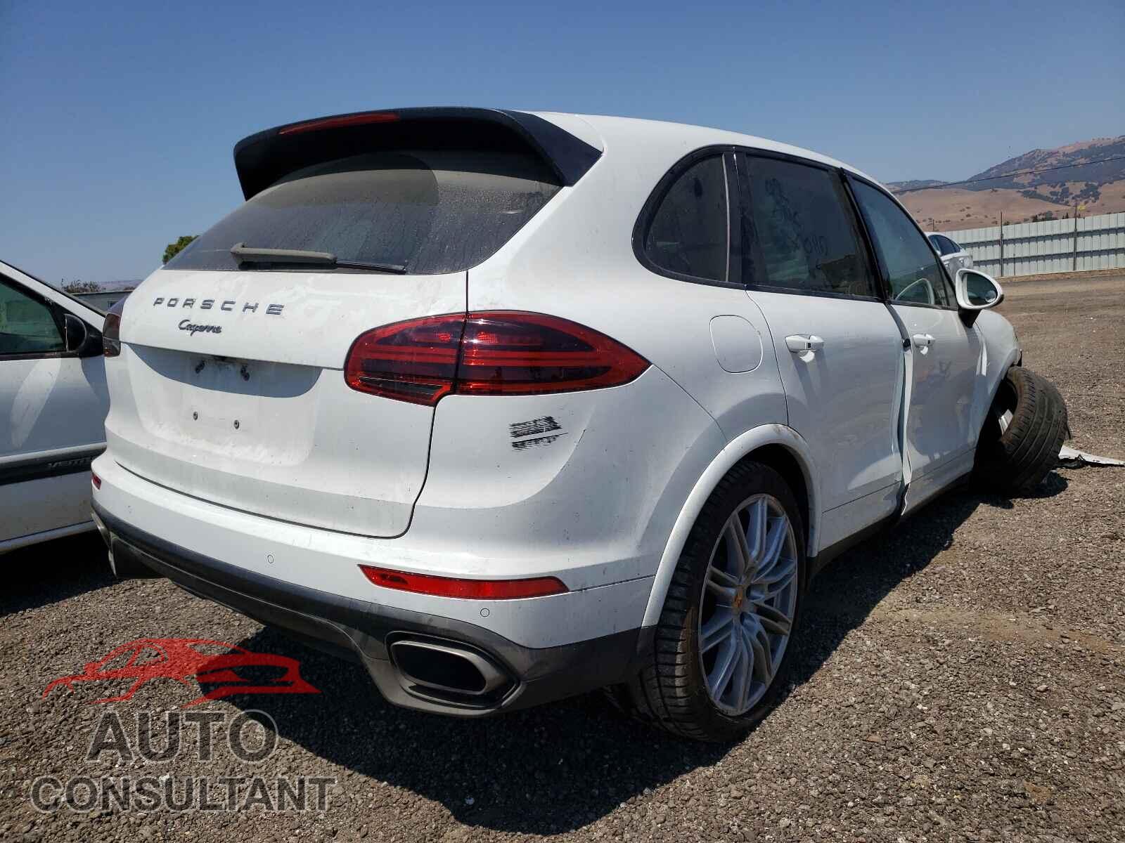 PORSCHE CAYENNE 2017 - WP1AA2A21HKA86382