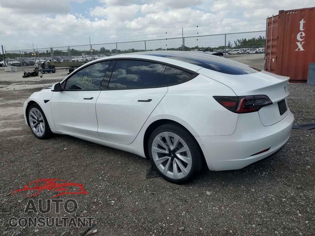 TESLA MODEL 3 2021 - 5YJ3E1EAXMF046092