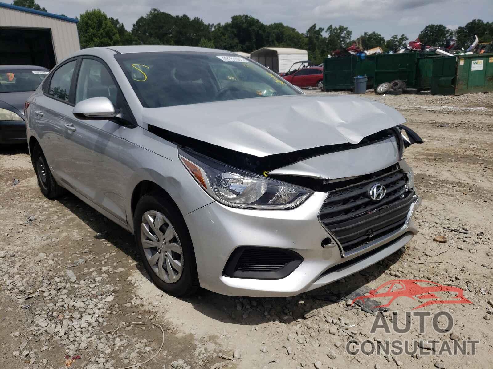 HYUNDAI ACCENT 2018 - 3KPC24A3XJE025584