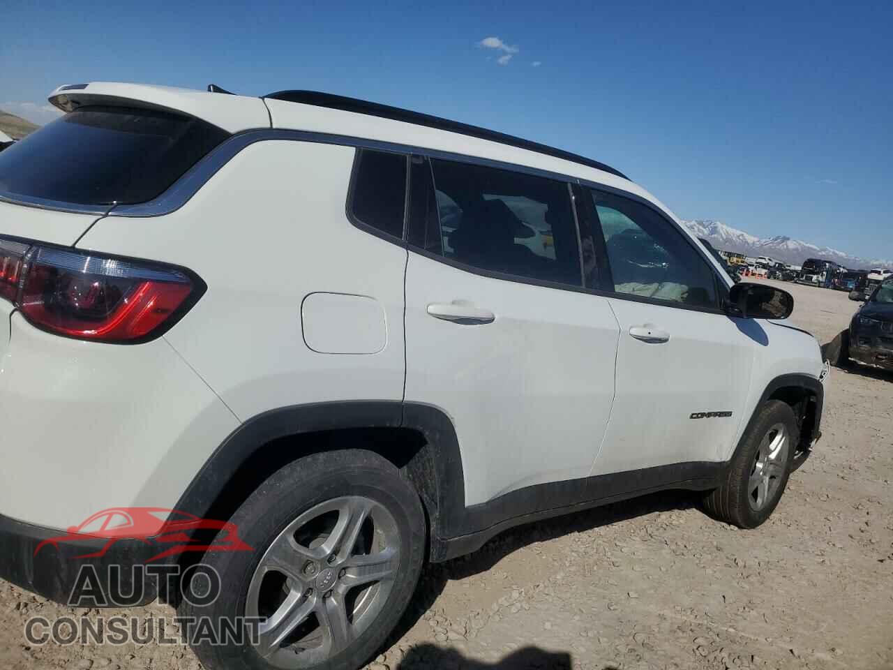 JEEP COMPASS 2023 - 3C4NJDBN5PT561987