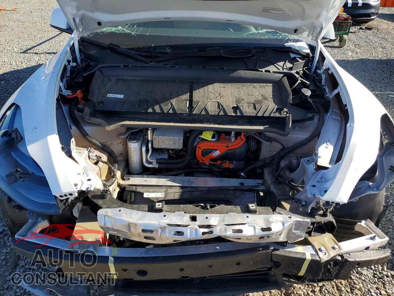 TESLA MODEL Y 2024 - 7SAYGDEE2RF179539