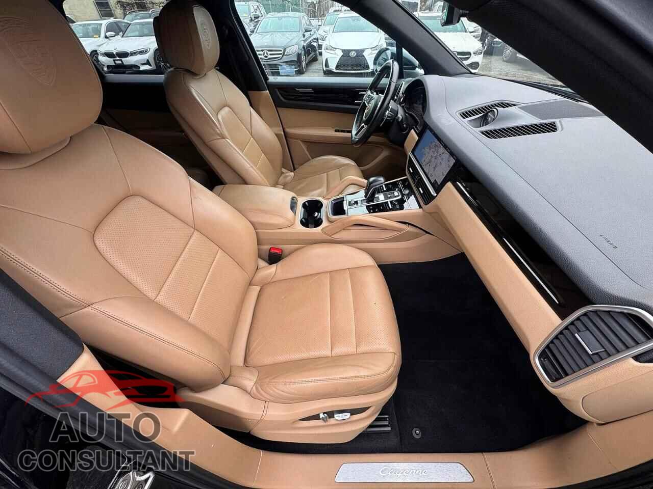 PORSCHE CAYENNE 2019 - WP1AA2AY5KDA03066