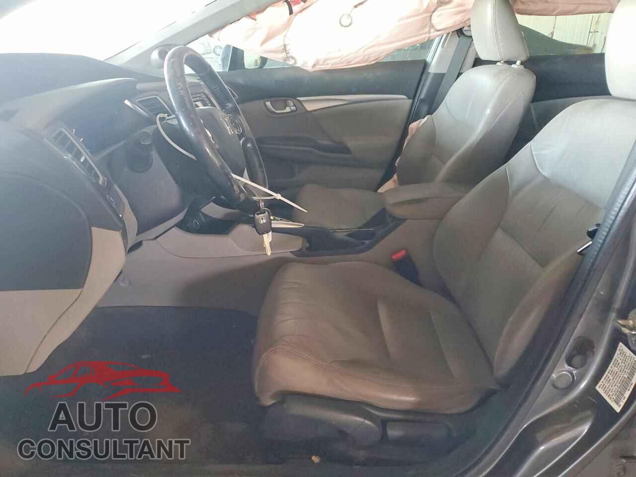 HONDA CIVIC 2013 - 19XFB2F95DE048239