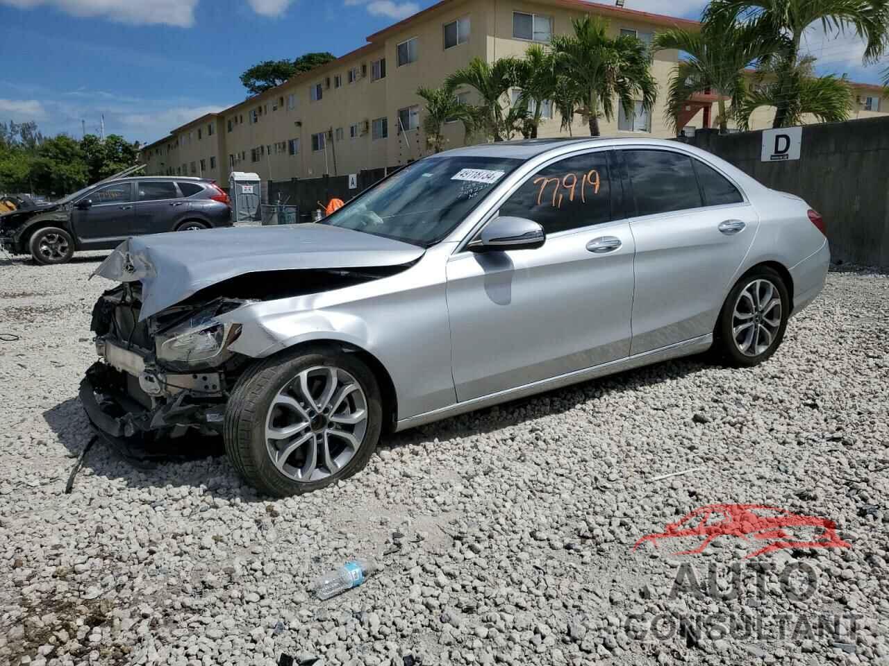 MERCEDES-BENZ C-CLASS 2018 - 55SWF4KB4JU249224