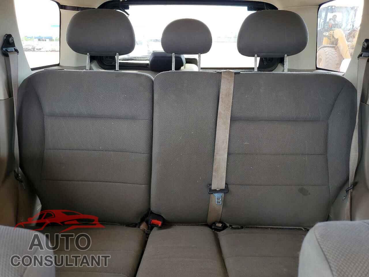 FORD ESCAPE 2009 - 1FMCU03789KC57785