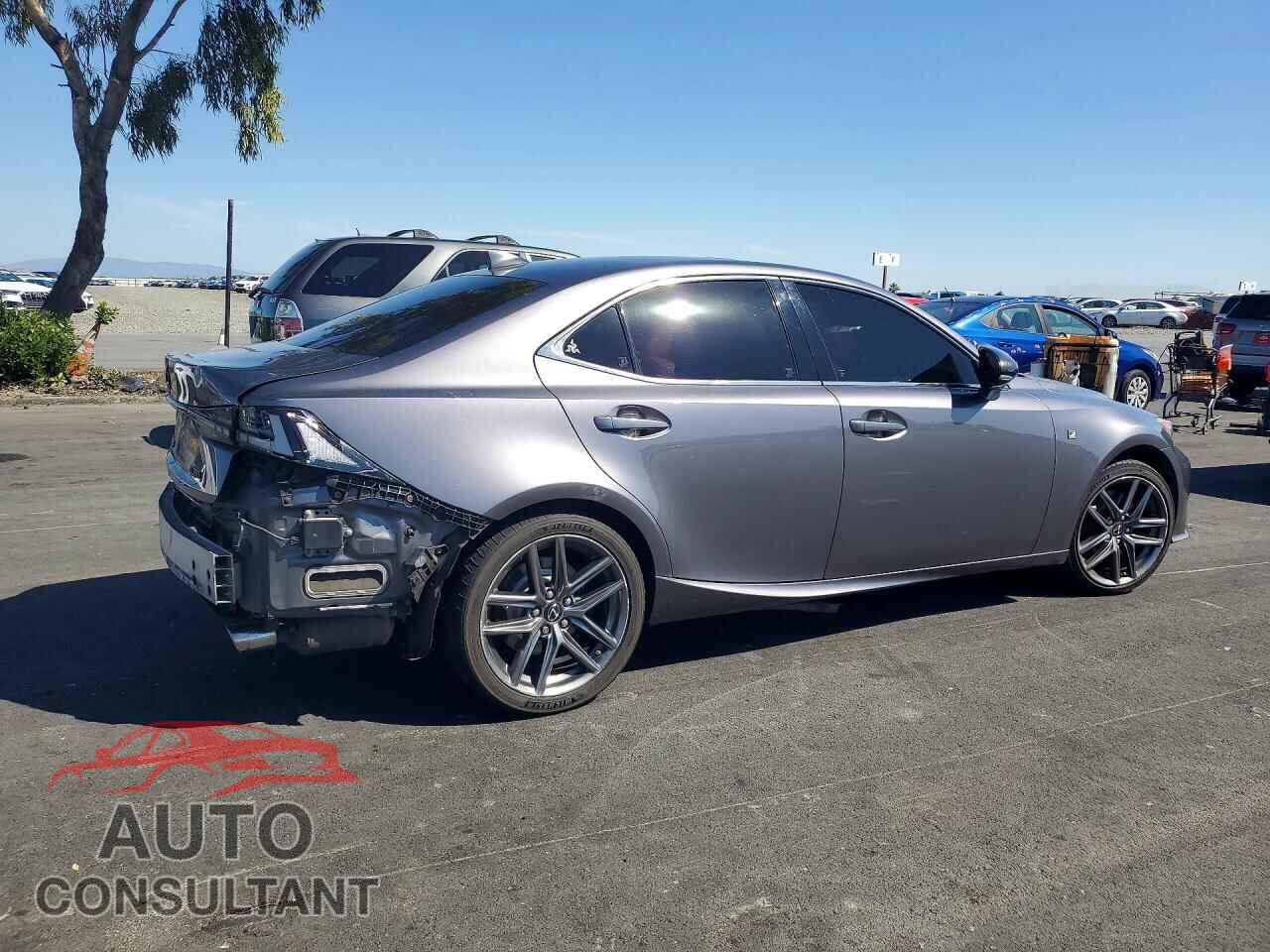 LEXUS IS 2014 - JTHBE1D23E5012020