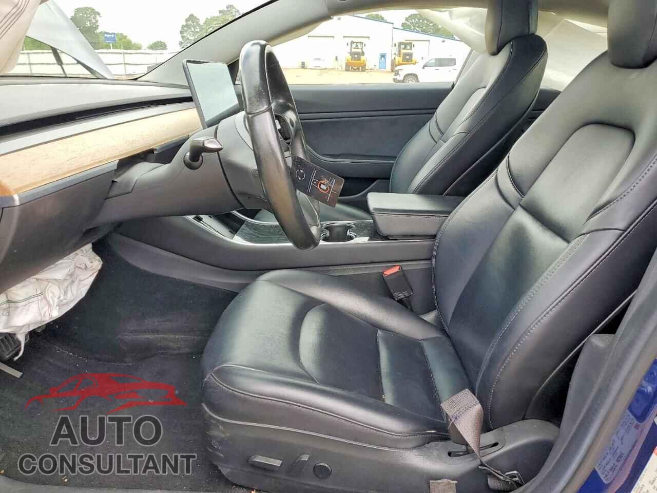 TESLA MODEL 3 2018 - 5YJ3E1EA7JF010565