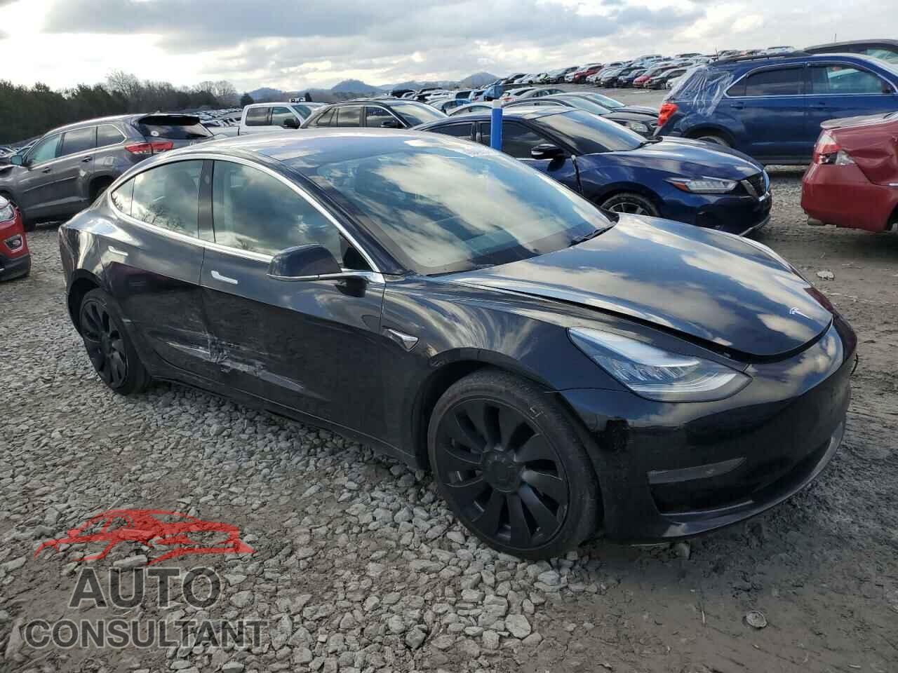 TESLA MODEL 3 2018 - 5YJ3E1EB8JF086742