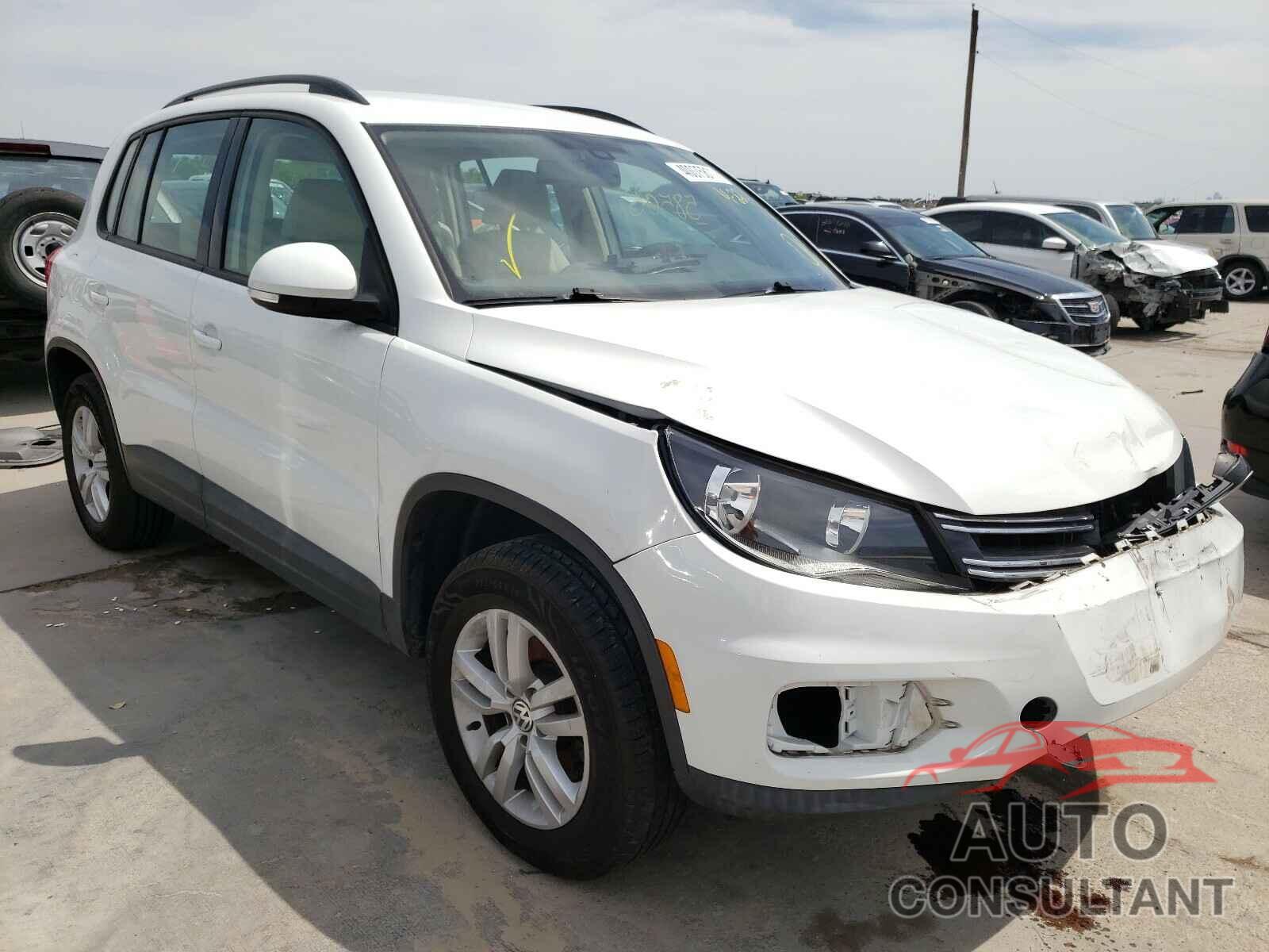 VOLKSWAGEN TIGUAN 2016 - WVGAV7AX1GW528742