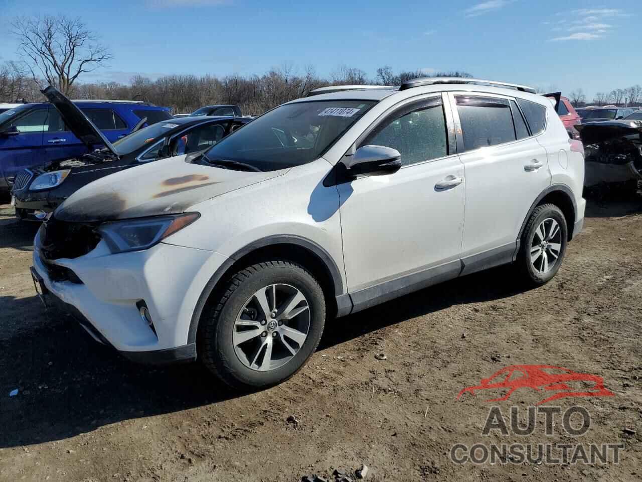 TOYOTA RAV4 2018 - JTMRFREV0JJ253684