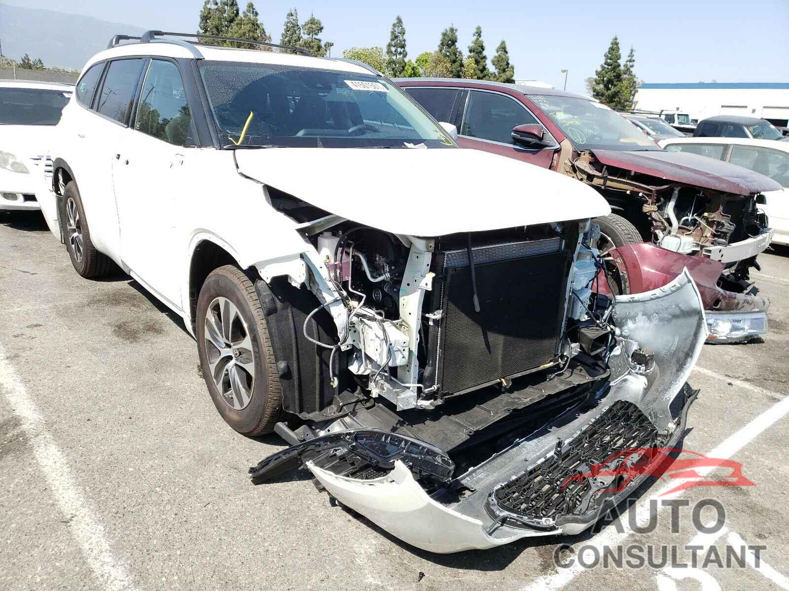 TOYOTA HIGHLANDER 2021 - 5TDHZRAH4MS515023