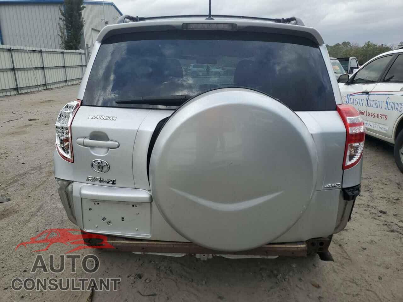 TOYOTA RAV4 2011 - 2T3BF4DV3BW176575