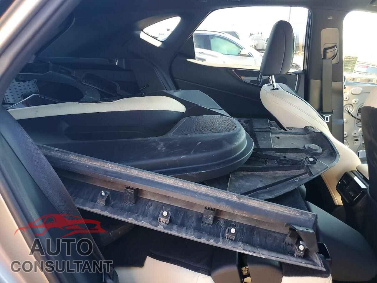 LEXUS UNKNOWN 2022 - 2T2GGCEZ4NC013796