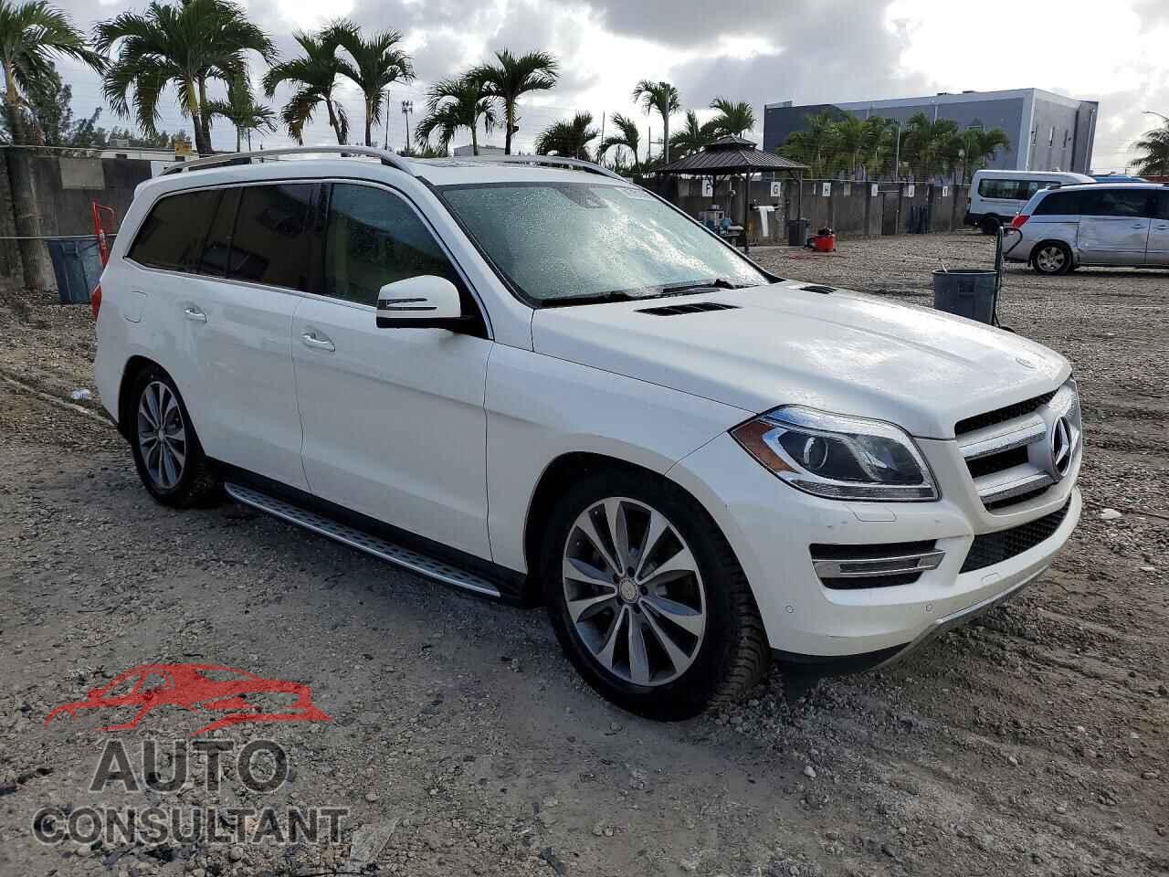 MERCEDES-BENZ GL-CLASS 2015 - 4JGDF2EEXFA600197