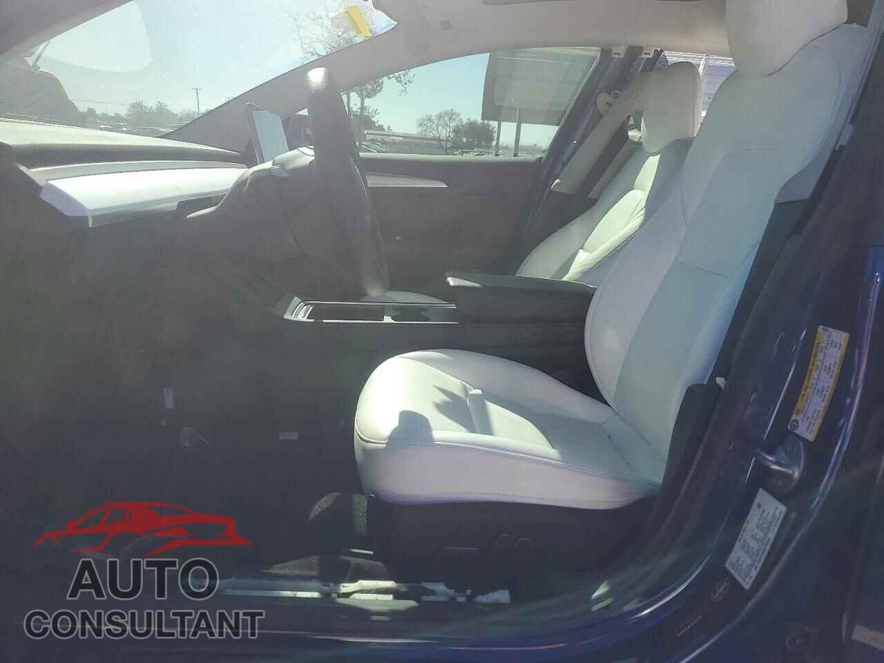 TESLA MODEL 3 2021 - 5YJ3E1EB9MF999658
