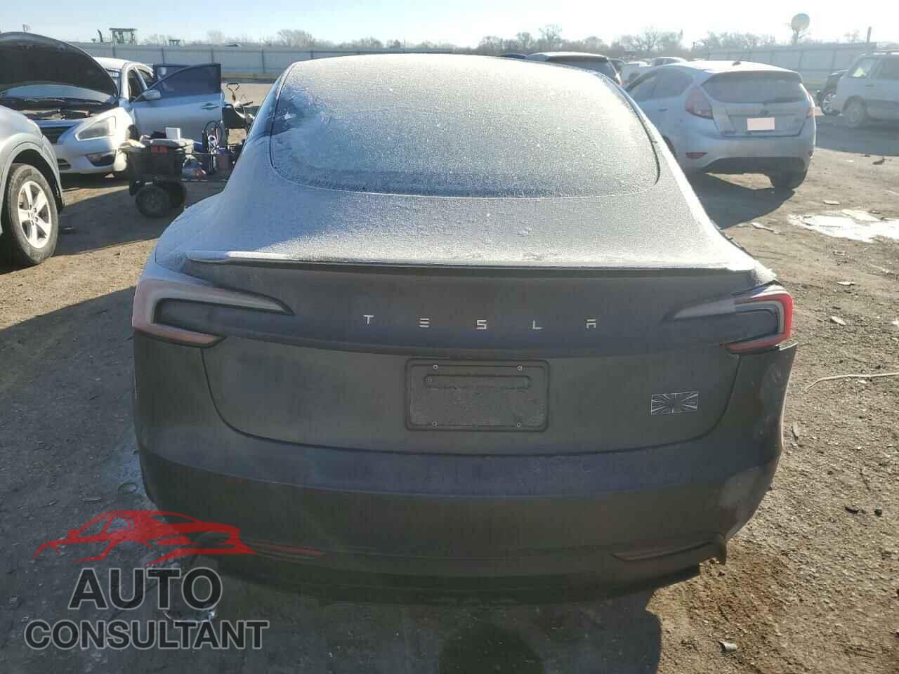 TESLA MODEL 3 2024 - 5YJ3E1ET8RF868866