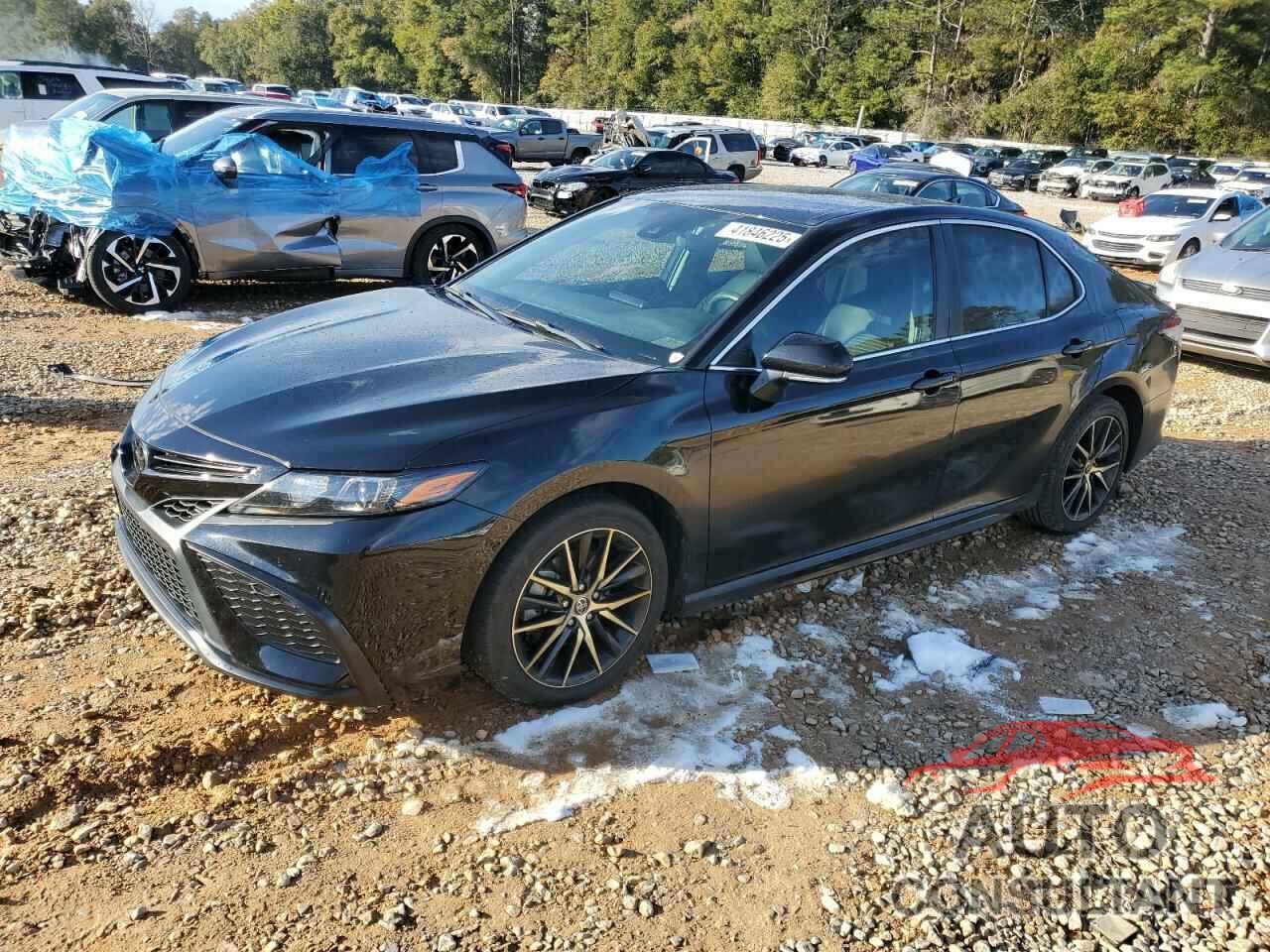 TOYOTA CAMRY 2022 - 4T1G11AK1NU648752