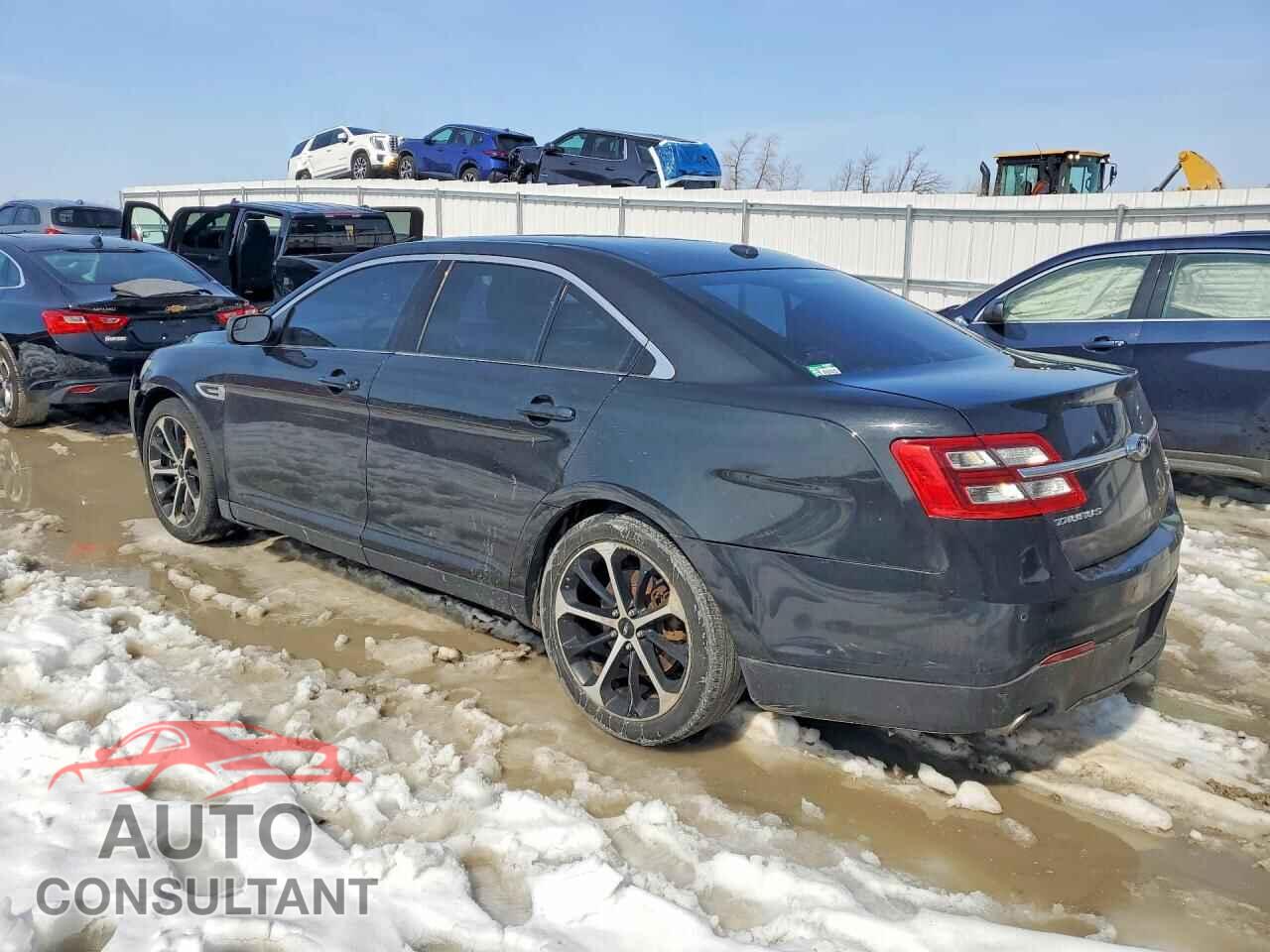 FORD TAURUS 2014 - 1FAHP2E84EG131154