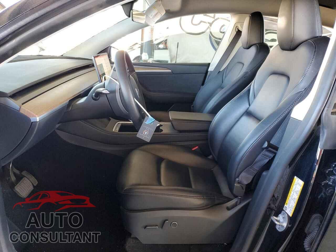 TESLA MODEL Y 2023 - 7SAYGAEE2PF926486