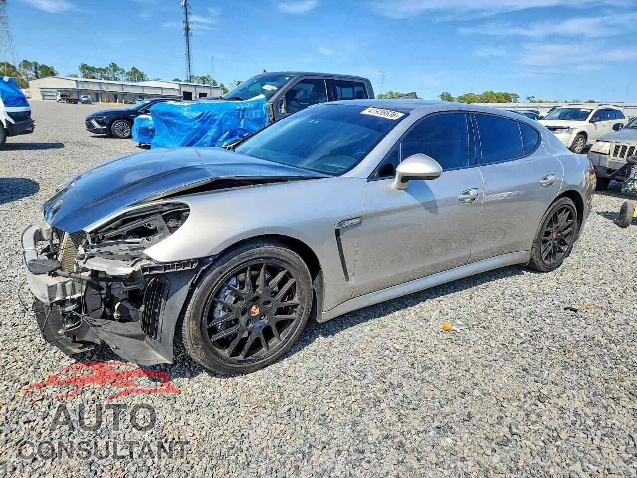 PORSCHE PANAMERA 2011 - WP0AA2A76BL013717