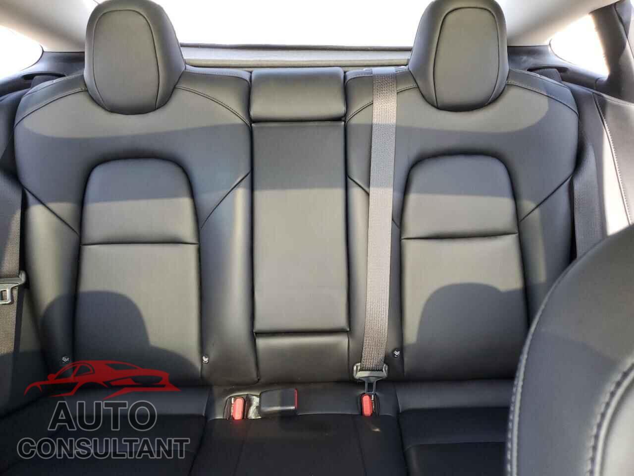 TESLA MODEL 3 2018 - 5YJ3E1EA4JF021474