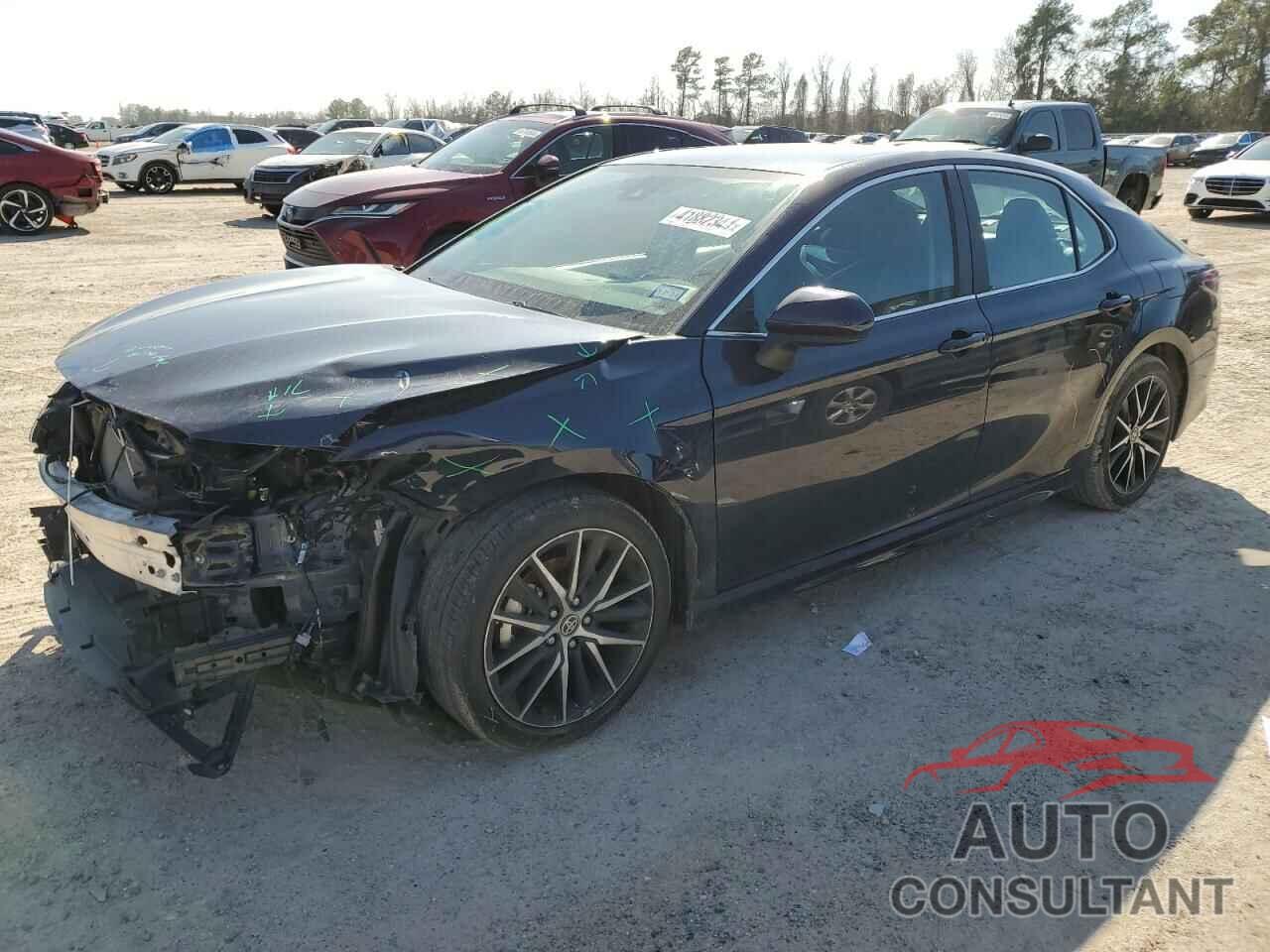 TOYOTA CAMRY 2021 - 4T1G11AK2MU525198