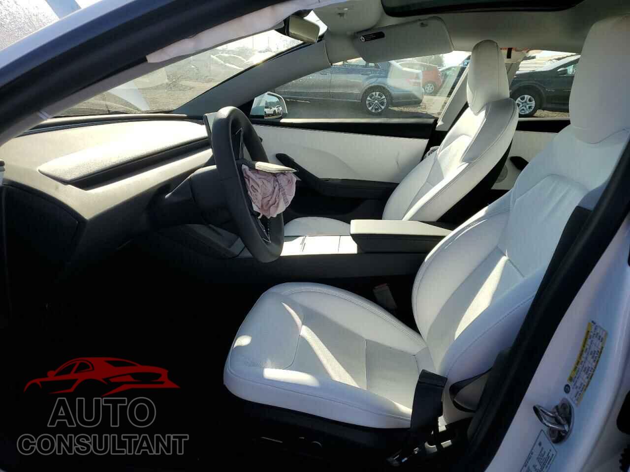 TESLA MODEL 3 2024 - 5YJ3E1EA7RF826302