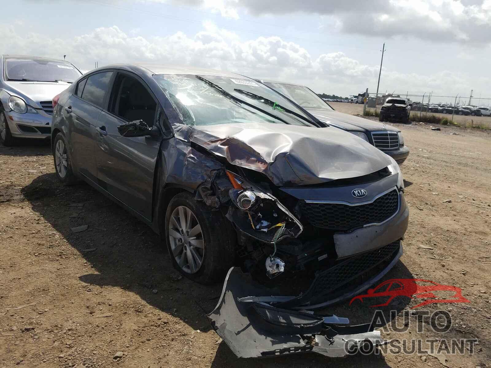 KIA FORTE 2016 - KNAFX4A64G5582727