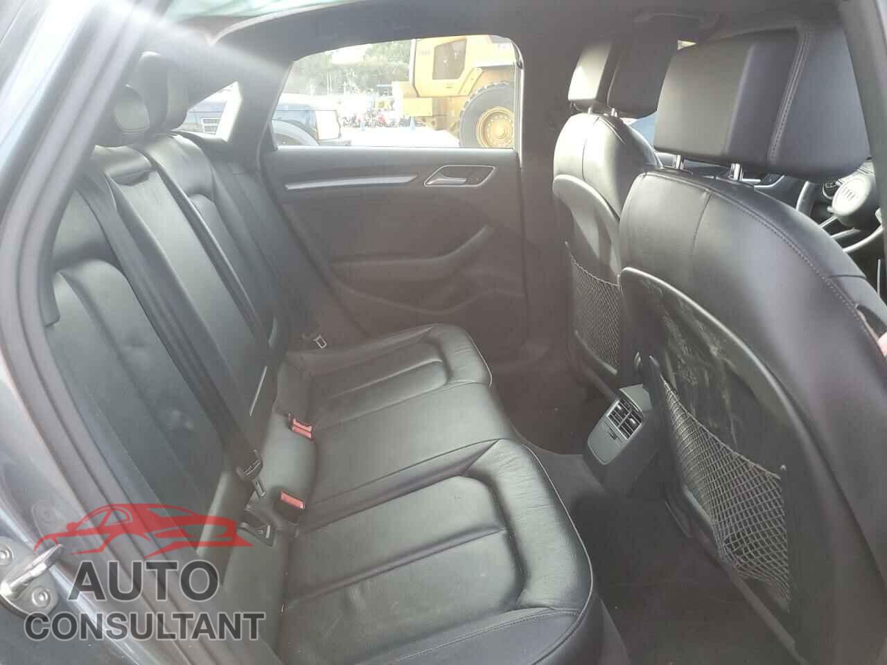 AUDI A3 2018 - WAUAUGFF0J1069647