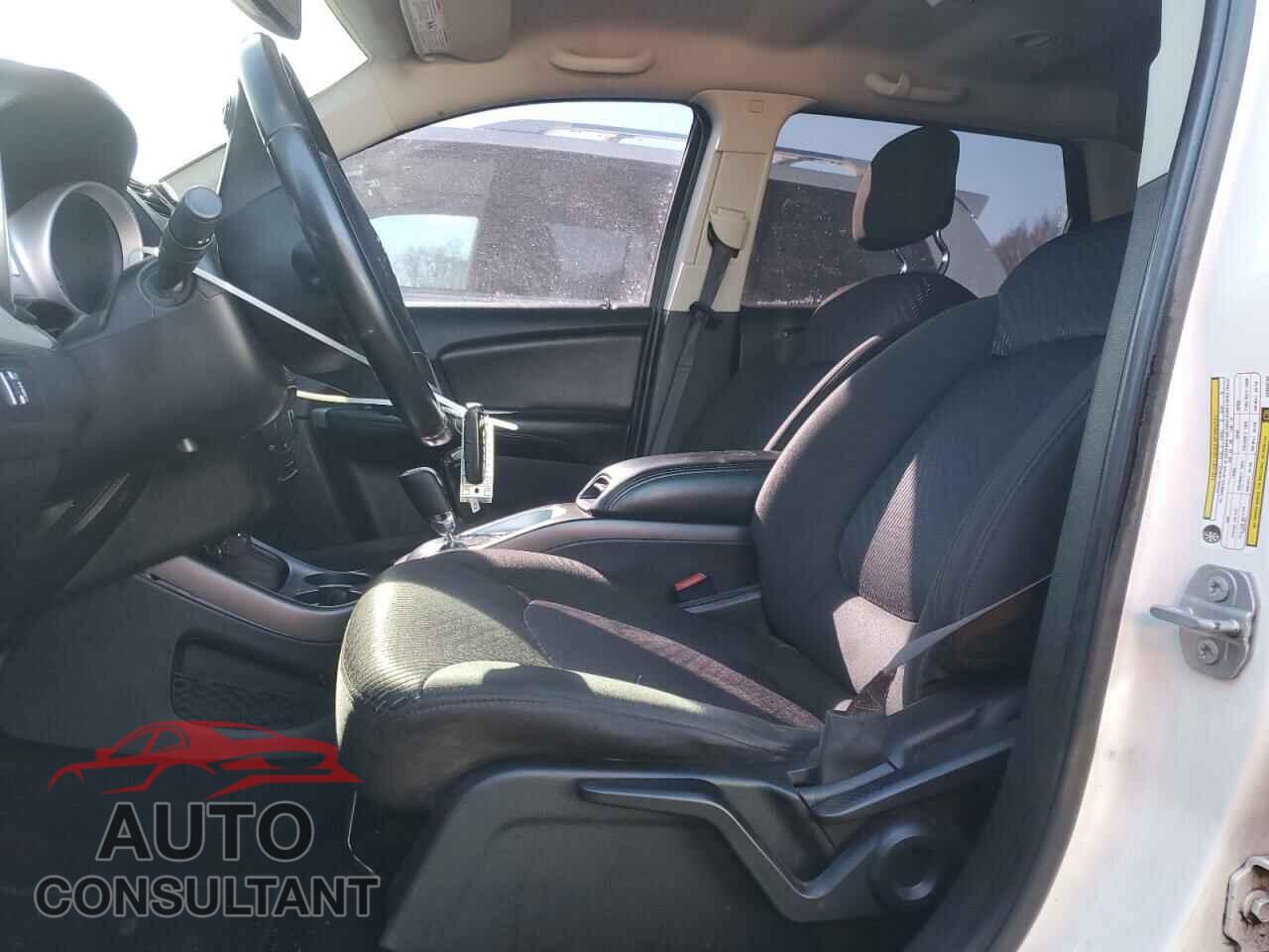 DODGE JOURNEY 2019 - 3C4PDCBB0KT859792
