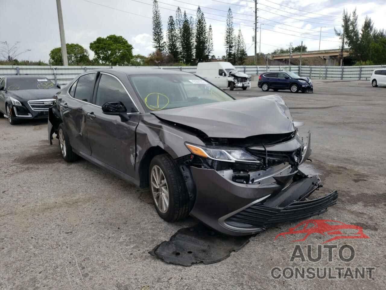TOYOTA CAMRY 2021 - 4T1C11AKXMU412291